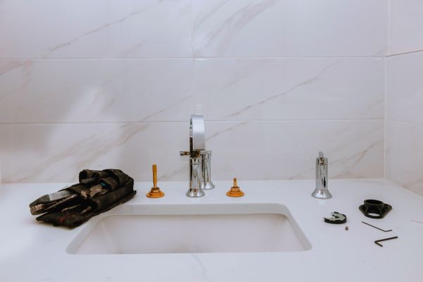 Professional Porcelain Sink Installation